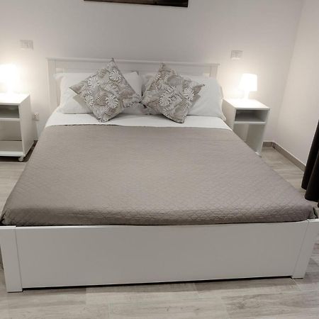 Central Guest House شيفيتافيكْيا المظهر الخارجي الصورة