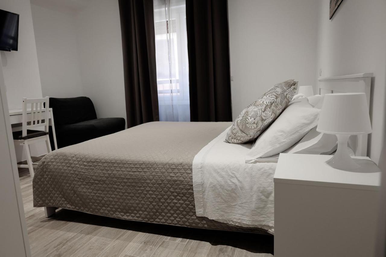 Central Guest House شيفيتافيكْيا المظهر الخارجي الصورة
